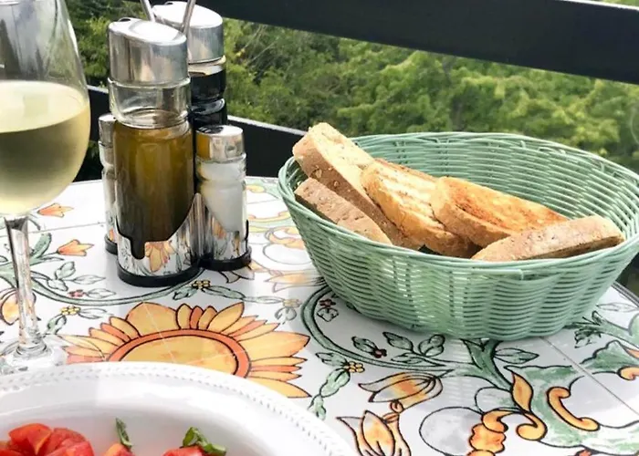 Tra Le Colline Bed & Breakfast 3*